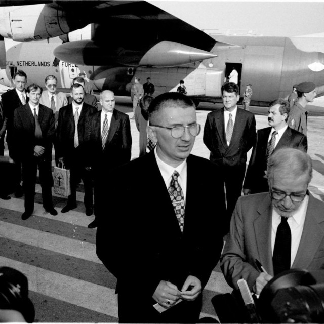 &lt;p&gt;Dario Kordić pred ulazak u avion za Haag na splitskom aerodromu&lt;/p&gt;