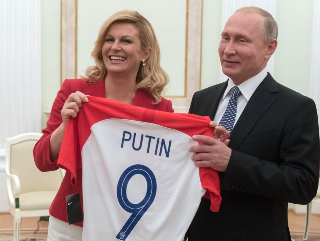 &lt;p&gt;Kolinda Grabar-Kitarović s Vladimirom Putinom u sretnijim okolnostima&lt;/p&gt;