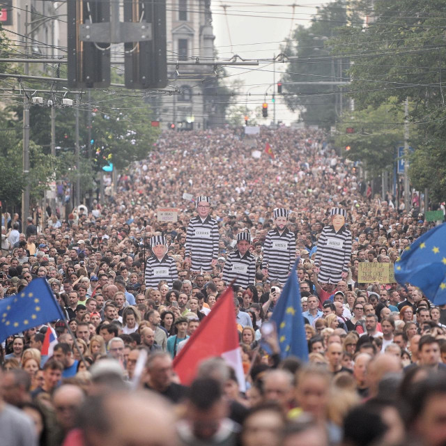 &lt;p&gt;Održan još jedan prosvjed građana ”Srbija protiv nasilja” ispred Skupštine Srbije u Beogradu.&lt;br&gt;
&lt;br&gt;
 &lt;/p&gt;