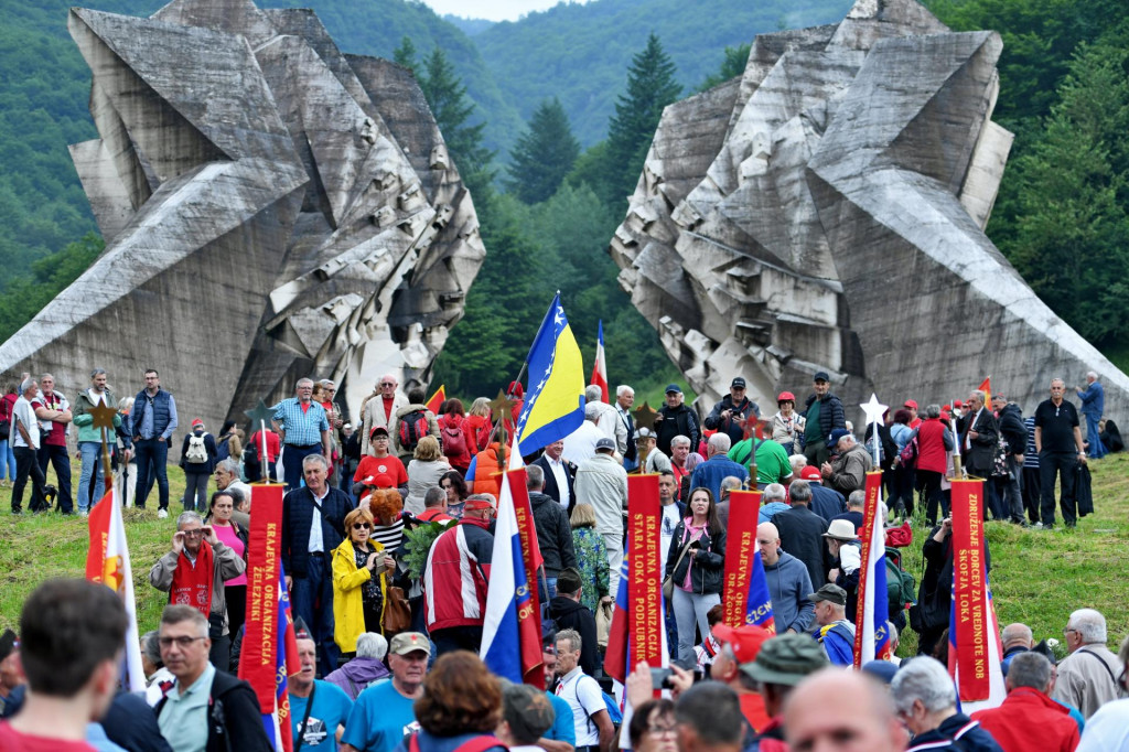 &lt;p&gt;&lt;br&gt;
Proslava 80. obljetnice bitke na Sutjesci.&lt;br&gt;
&lt;br&gt;
&lt;br&gt;
 &lt;/p&gt;