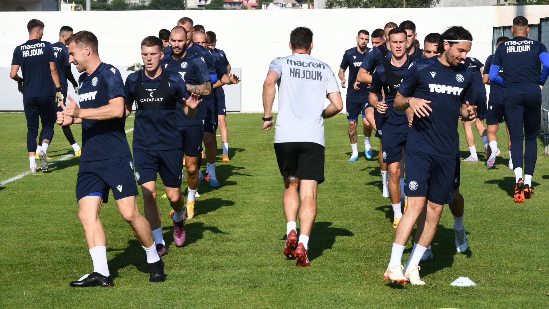 Slobodna Dalmacija - Stop euforiji! Hajduk je jesenski prvak i ima