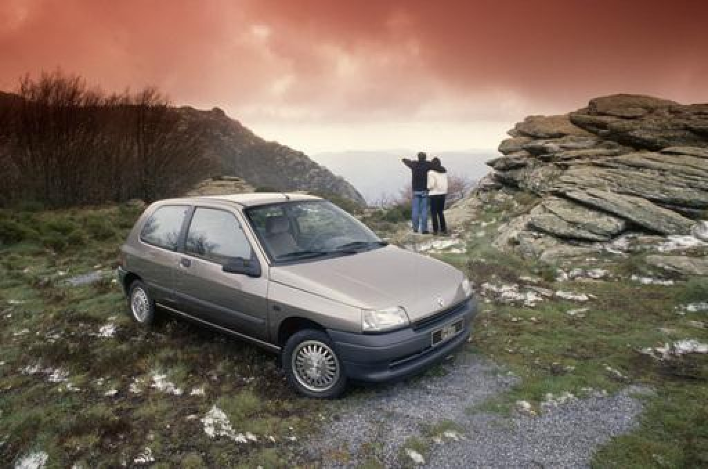 &lt;p&gt;Renault Clio kroz razdoblja&lt;/p&gt;