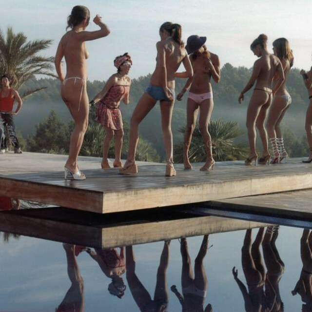 &lt;p&gt;Odluka katalonske vlade o omogućavanju kupanja u toplesu na javnim bazenima izazvala je oduševljenje feministkinja i aktivista, pa i šire (ilustracija)&lt;/p&gt;