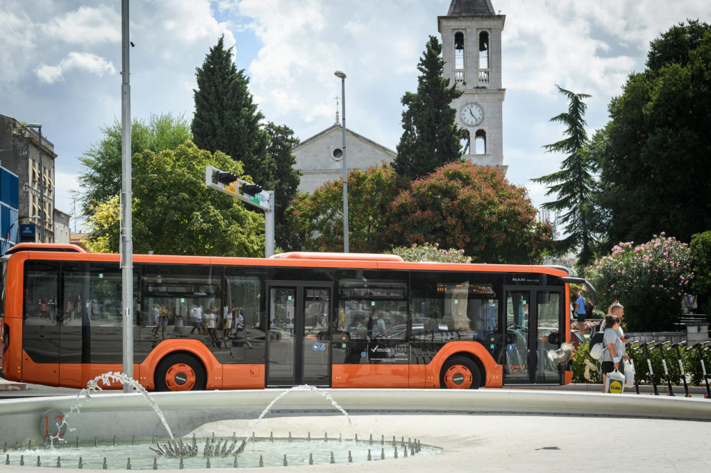 &lt;p&gt;Grad Šibenik ulazi u drugu fazu modernizacije gradskih autobusnih linija&lt;/p&gt;