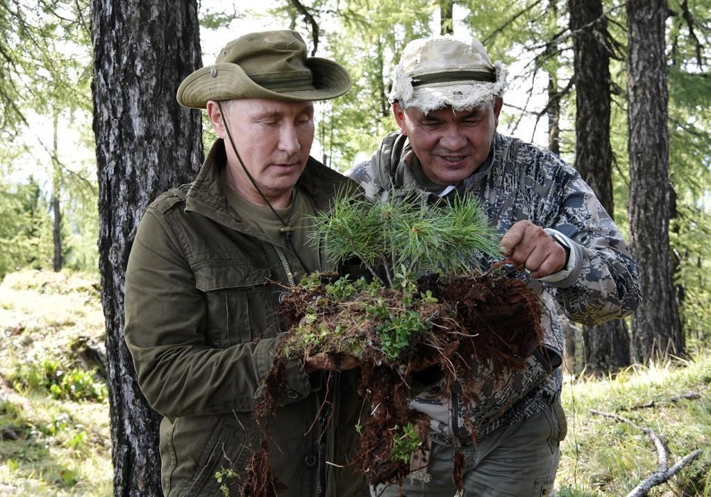 &lt;p&gt;Vladimir Putin i Sergej Šojgu u Sibiru 2018.&lt;br&gt;
 &lt;/p&gt;