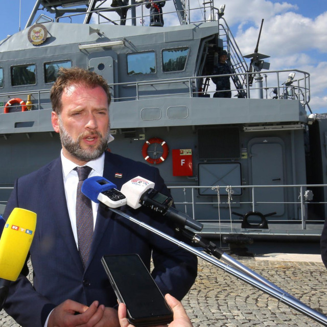 &lt;p&gt;Ministar obrane Mario Banozić govori da su i nedovršeni brodovi vlasništvo Ministarstva obrane, pa se pokazalo da još nisu &lt;/p&gt;
