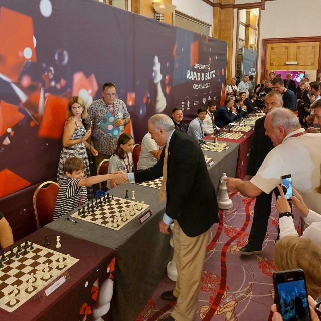 &lt;p&gt;Ivano Močić, šahovski genijalac iz Šibenika dobio partiju protiv Garija Kasparova&lt;/p&gt;