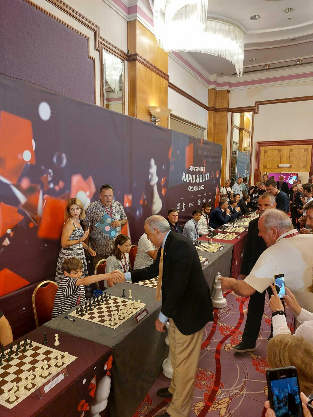 &lt;p&gt;Ivano Močić, šahovski genijalac iz Šibenika dobio partiju protiv Garija Kasparova&lt;/p&gt;