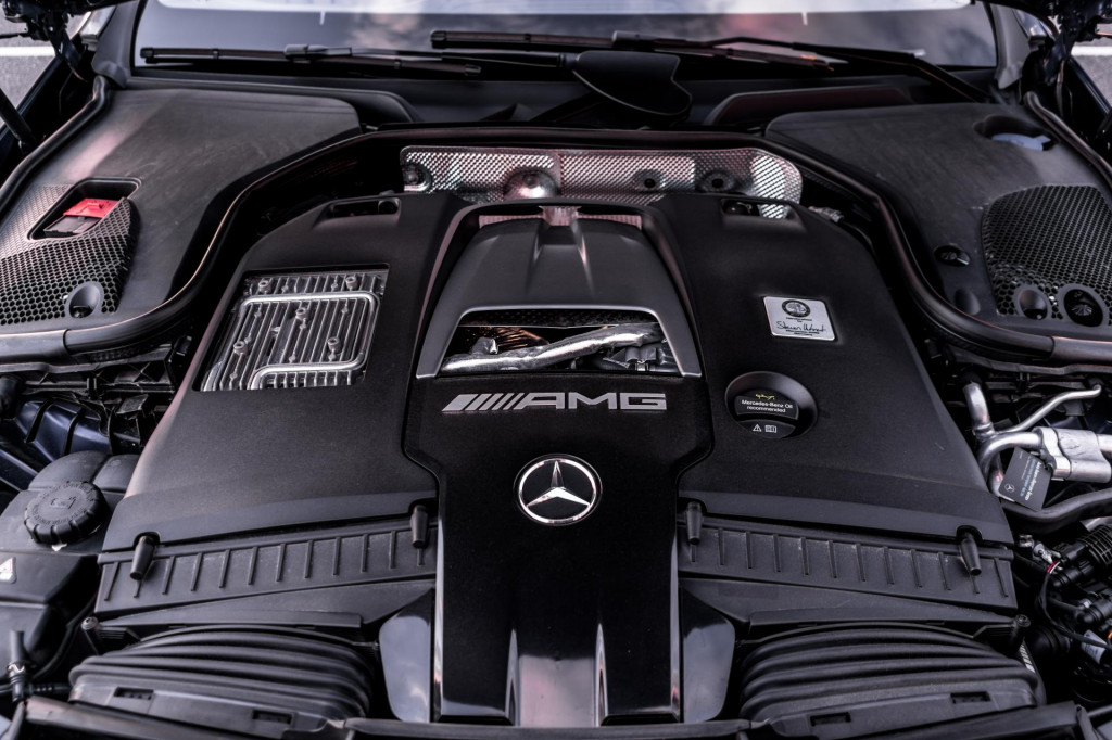 &lt;p&gt;Mercedes-Benz AMG GT 63 S&lt;/p&gt;

&lt;p&gt;(Ilustracija)&lt;/p&gt;