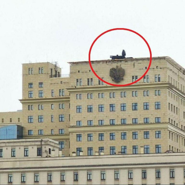 &lt;p&gt;Sustav Pancir je na zgradi u Moskvi postavljen još u siječnju, a ukrajinski dron je pao 300-tinjak metara dalje &lt;/p&gt;