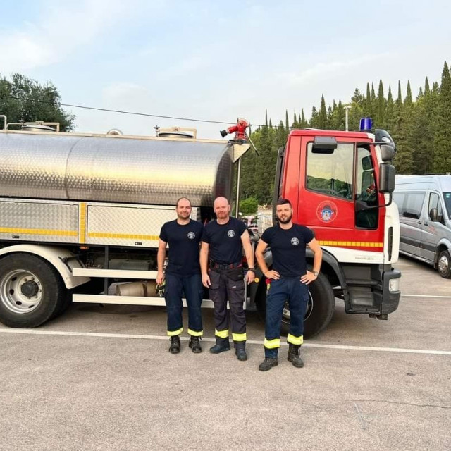 &lt;p&gt;Na požarište u Župi stigli vatrogasci s Korčule&lt;/p&gt;