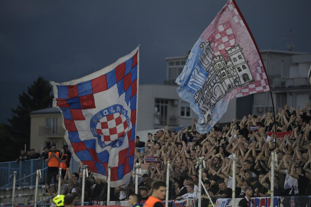 &lt;p&gt;Torcida na tribinama stadiona u Kranjčevićevoj, na utakmici Lokomotive i Hajduka&lt;/p&gt;