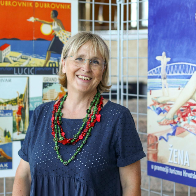 &lt;p&gt;Jasenka Kranjčević, kustosica i autorica izložbe ‘Žene u promociji turizma Hrvatske‘&lt;/p&gt;