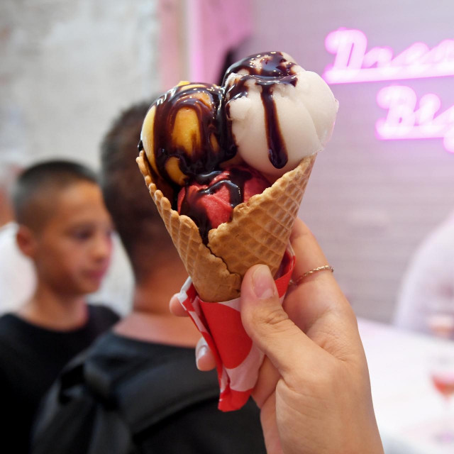 &lt;p&gt;Dok na velikim vrućinama uživaju u sladoledu, kupci ne razmišljaju o cijeni i sladoledarskim trikovima (ilustracija)&lt;/p&gt;