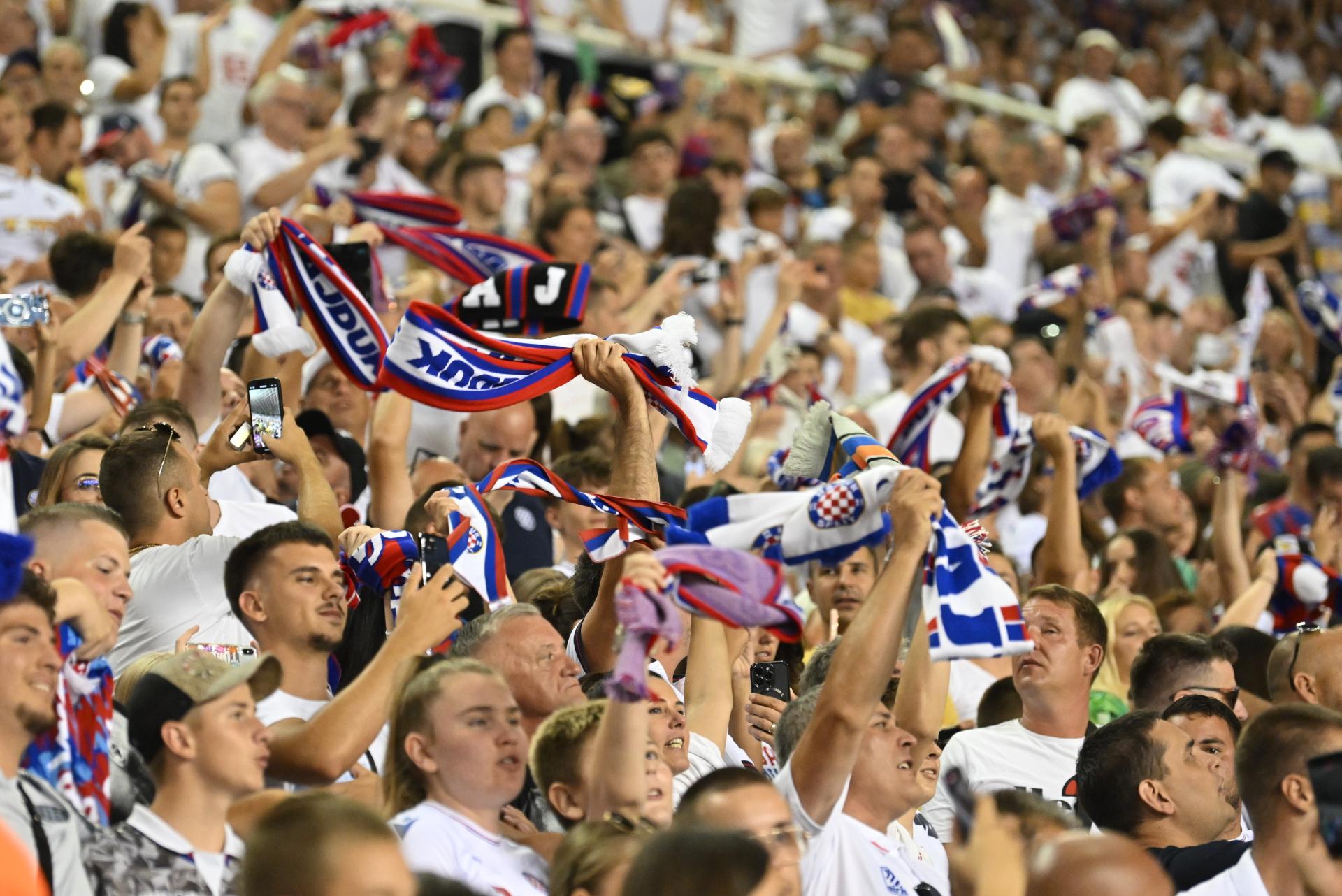 Slobodna Dalmacija - Utakmica 'tri u jedan': Davno nisan vako gušta, Hajduk  ka da je Real, City i Liverpool zajedno