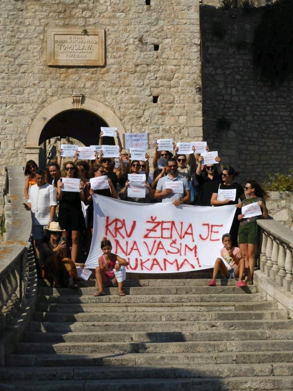 &lt;p&gt;Korčula se pridružila prosvjedu ”Sigurnost žena je odgovornost države”&lt;/p&gt;