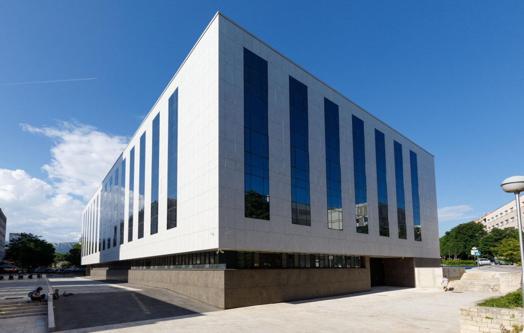 &lt;p&gt;Zgrada novog Općinskog suda u Splitu&lt;/p&gt;
