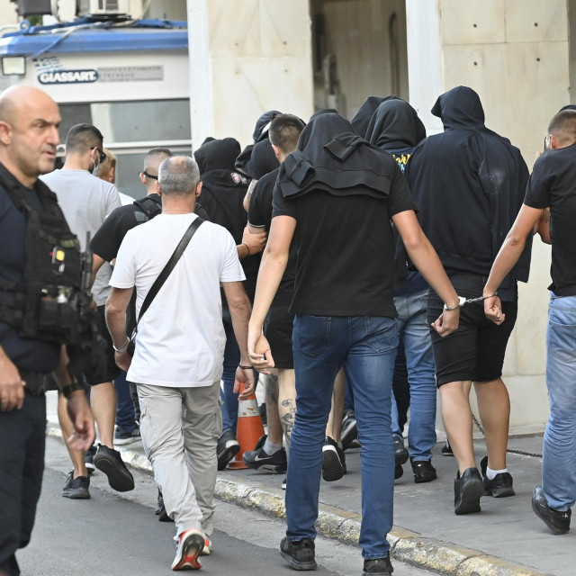 &lt;p&gt;Uhićeni hrvatski navijači u Grčkoj&lt;/p&gt;