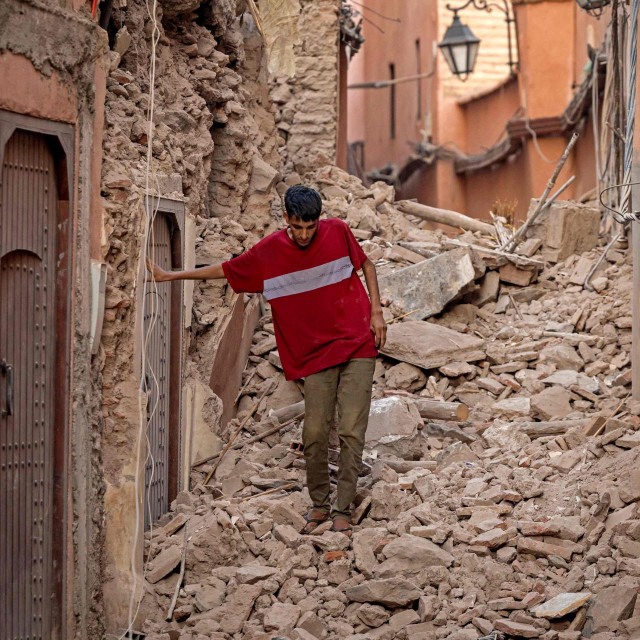 &lt;p&gt;U potresu u Maroko poginulo je najmanje 800 ljudi.&lt;/p&gt;