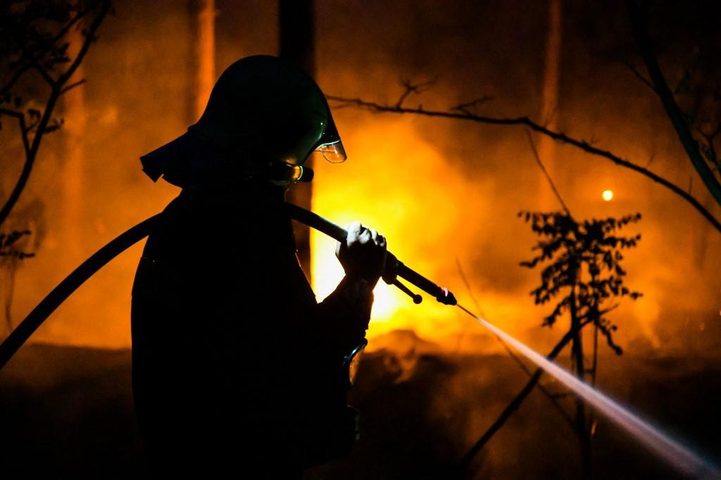 &lt;p&gt;Štetu veću od procijenjenih pola milijuna eura spriječili su vatrogasci koji su intervenirati s brojnim snagama te požar gasili specijalnim sredstvima (ilustracija)&lt;/p&gt;