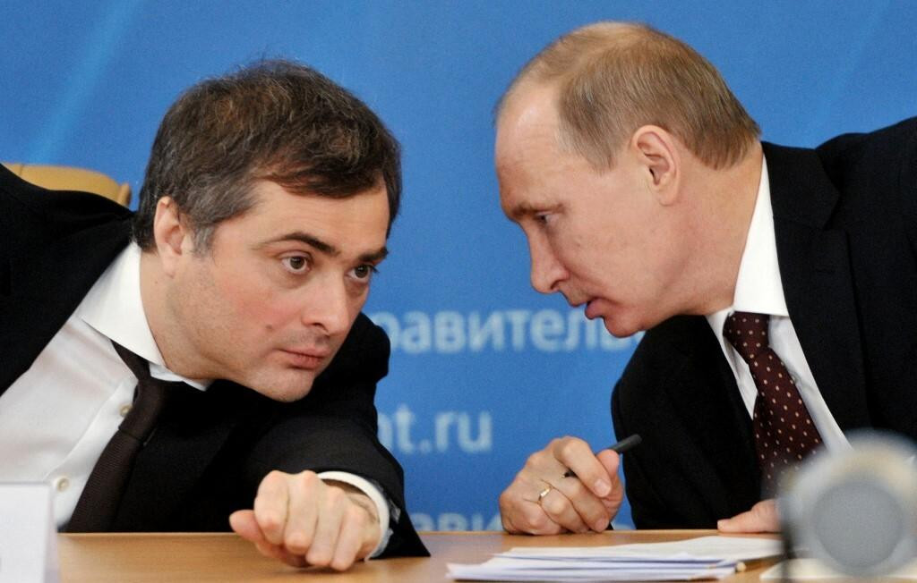 &lt;p&gt;Vladislav Surkov i Putin&lt;/p&gt;