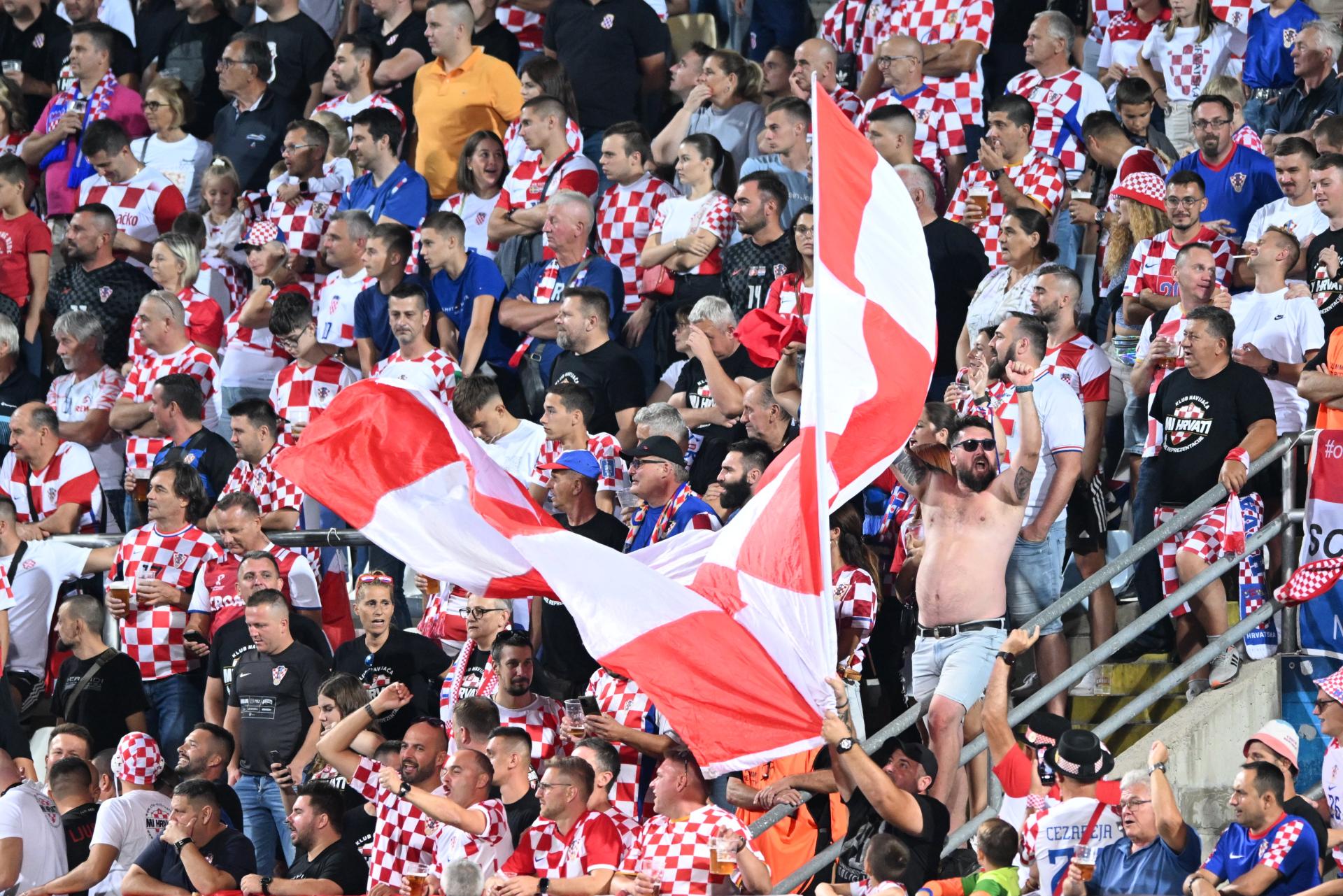 Slobodna Dalmacija Uefa Sljede I Tjedan Odlu Uje O Kazni Hns Se Zbog