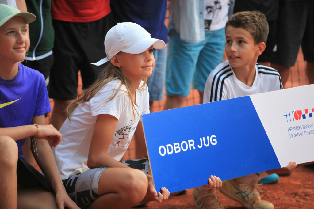 &lt;p&gt;Otvaranje HEP Hrvatskog Mastersa do 10 godina u Tenis centru Dubrovnik u Gospinom polju&lt;/p&gt;