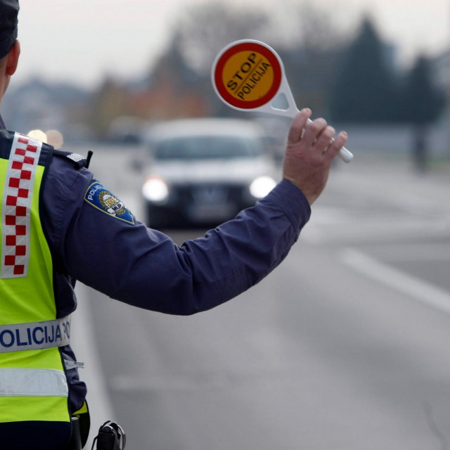 &lt;p&gt;Prometna policija kažnjava i prespore vozače (ilustracija)&lt;/p&gt;