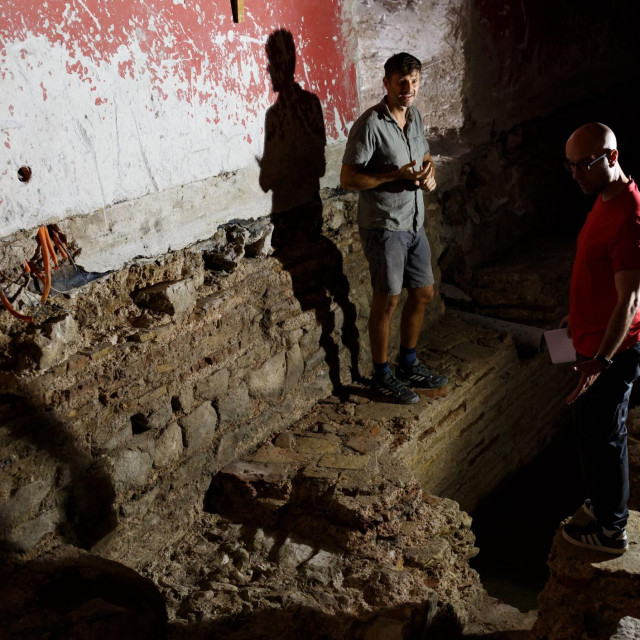 &lt;p&gt;Nebojsa Cingeli i naš novinar u podzemlju Muzeja grada Splita&lt;/p&gt;