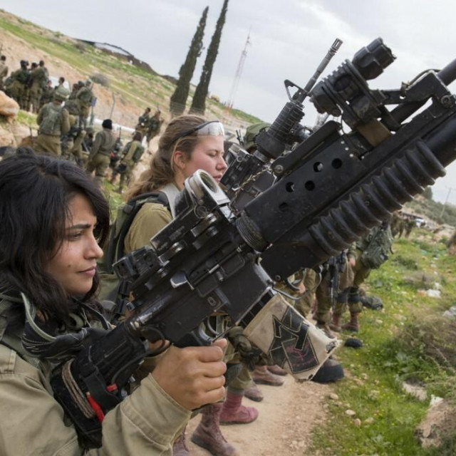 &lt;p&gt;Vojne obveznice u Izraelu su i žene, koje moraju biti u vojsci najmanje 24 mjeseca&lt;/p&gt;