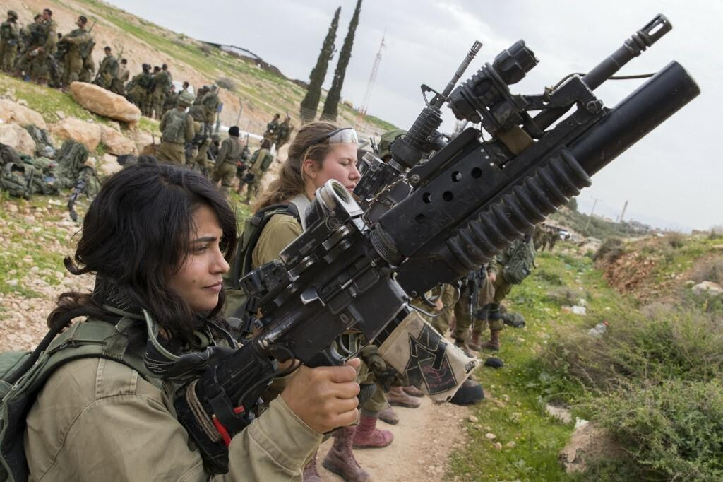 &lt;p&gt;Vojne obveznice u Izraelu su i žene, koje moraju biti u vojsci najmanje 24 mjeseca&lt;/p&gt;