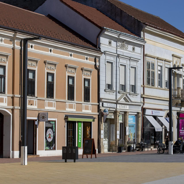 &lt;p&gt;Grad Koprivnica nalazi se 70 kilometara sjeveroistočno od Zagreba, u srcu Podravine&lt;/p&gt;