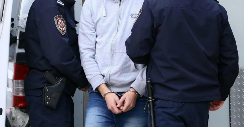 &lt;p&gt;U ponedjeljak je uhićeno ukupno pet osoba u dobi od 18 do 44 godine te je na području Policijske uprave zagrebačke i na području Policijske uprave krapinsko-zagorske (ilustracija)&lt;/p&gt;