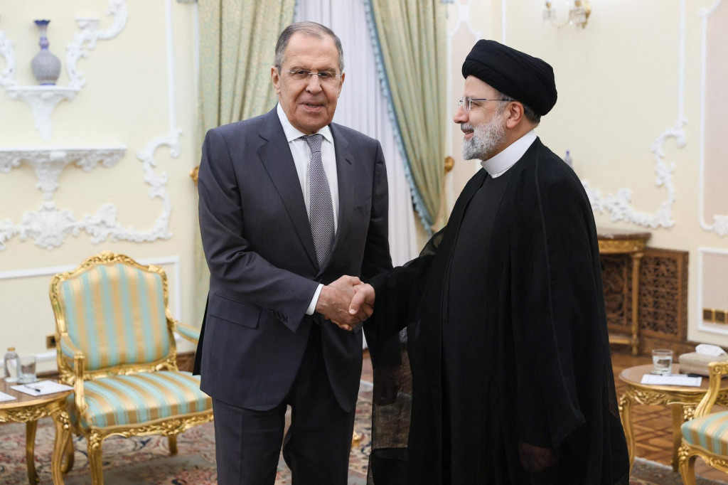 &lt;p&gt;Putinov ministar vanjskih poslova Sergej Lavrov i iranski predsjednik Ebrahim Raisi &lt;/p&gt;