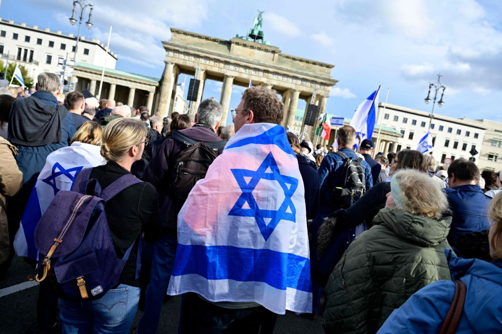 &lt;p&gt;Detalj sa skupa podrške Izraelu u Berlinu&lt;/p&gt;