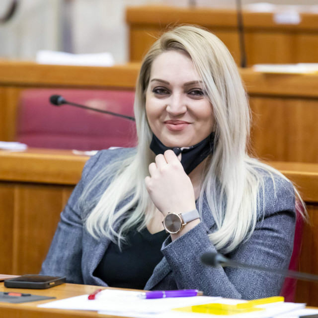 &lt;p&gt;Marina Opačak Bilić kaže kako je dodatno uznemirena jer je majka troje maloljetne djece&lt;/p&gt;
