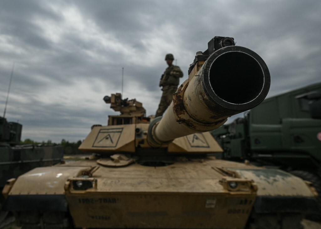 &lt;p&gt;Američki tenk Abrams M1&lt;/p&gt;