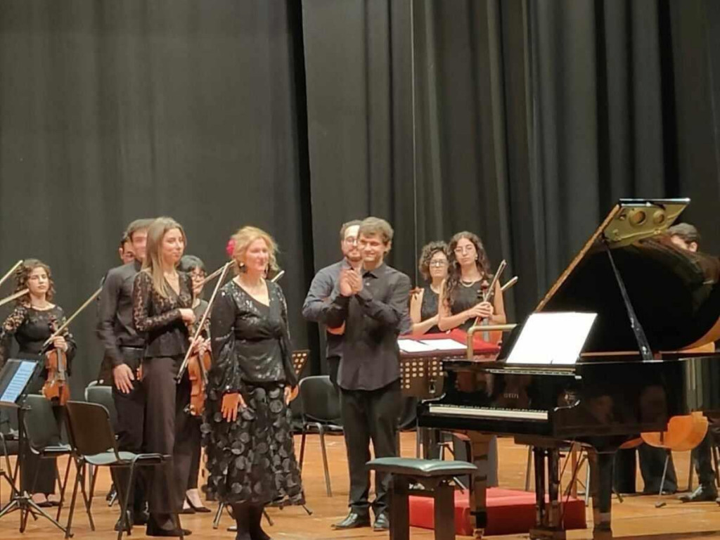 &lt;p&gt;Naša pijanistica Ivana Marija Vidović nastupila pred oduševljenom publikom u Cataniji u teatru Sangiorgi&lt;/p&gt;
