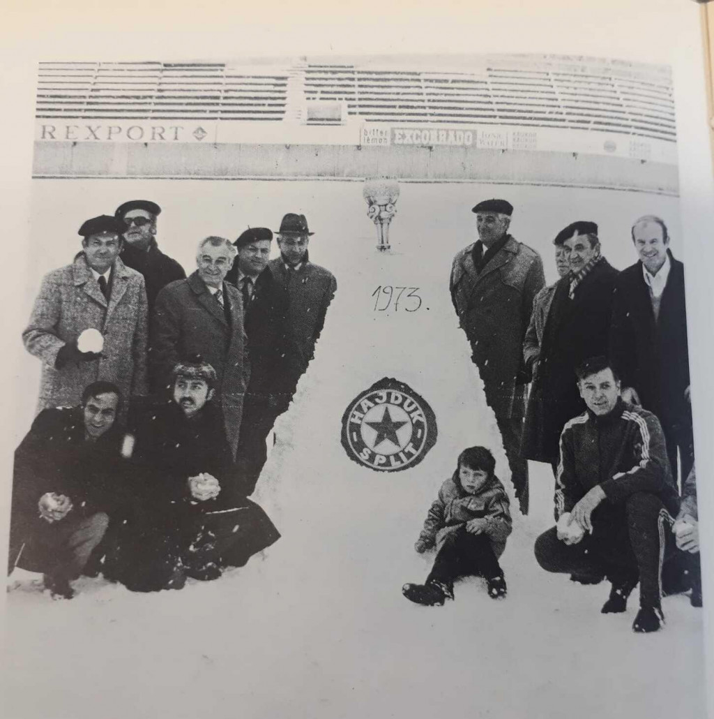 &lt;p&gt;Uprava Hajduka, na čelu s predsjednikom Titom Kiriginom. Kup na snijegu na Starom placu&lt;/p&gt;