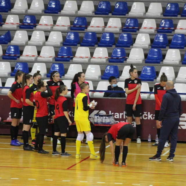 &lt;p&gt;Futsal Super Chicks&lt;/p&gt;