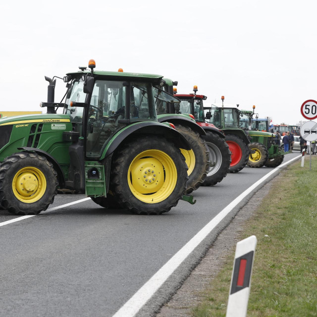 &lt;p&gt;Stanje u hrvatskoj poljoprivredi nije dobro, ali nije ni tako katastrofično loše kad vidimo kakve traktore naši seljaci vozaju po cestama&lt;/p&gt;