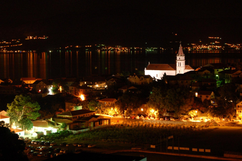 &lt;p&gt;Postira by night - Brac island, Croatia&lt;/p&gt;