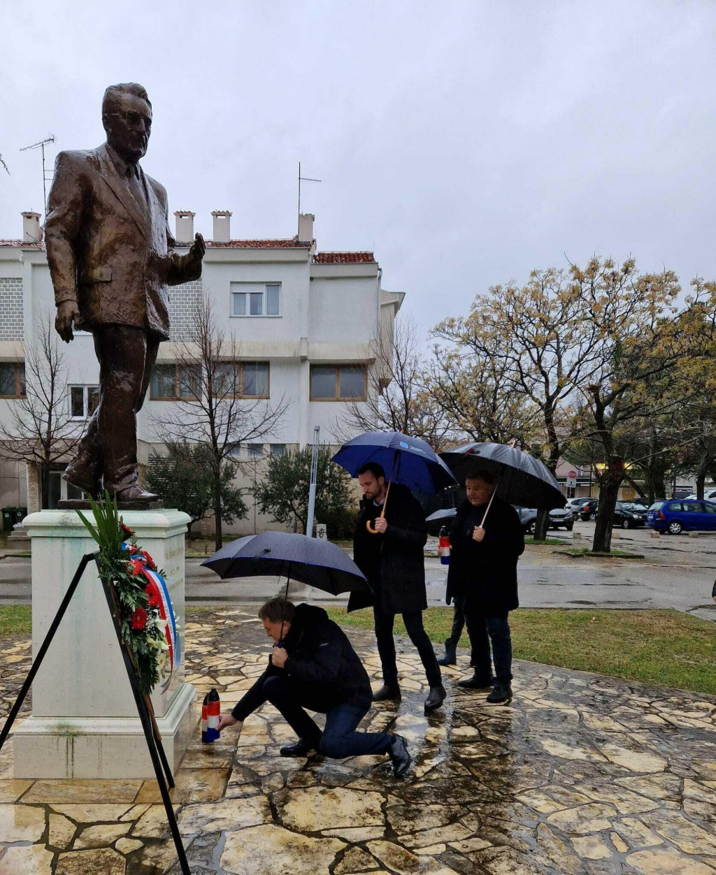 &lt;p&gt;Odavanje počasti prvom hrvatskom predsjedniku dr. Franji Tuđmanu&lt;/p&gt;