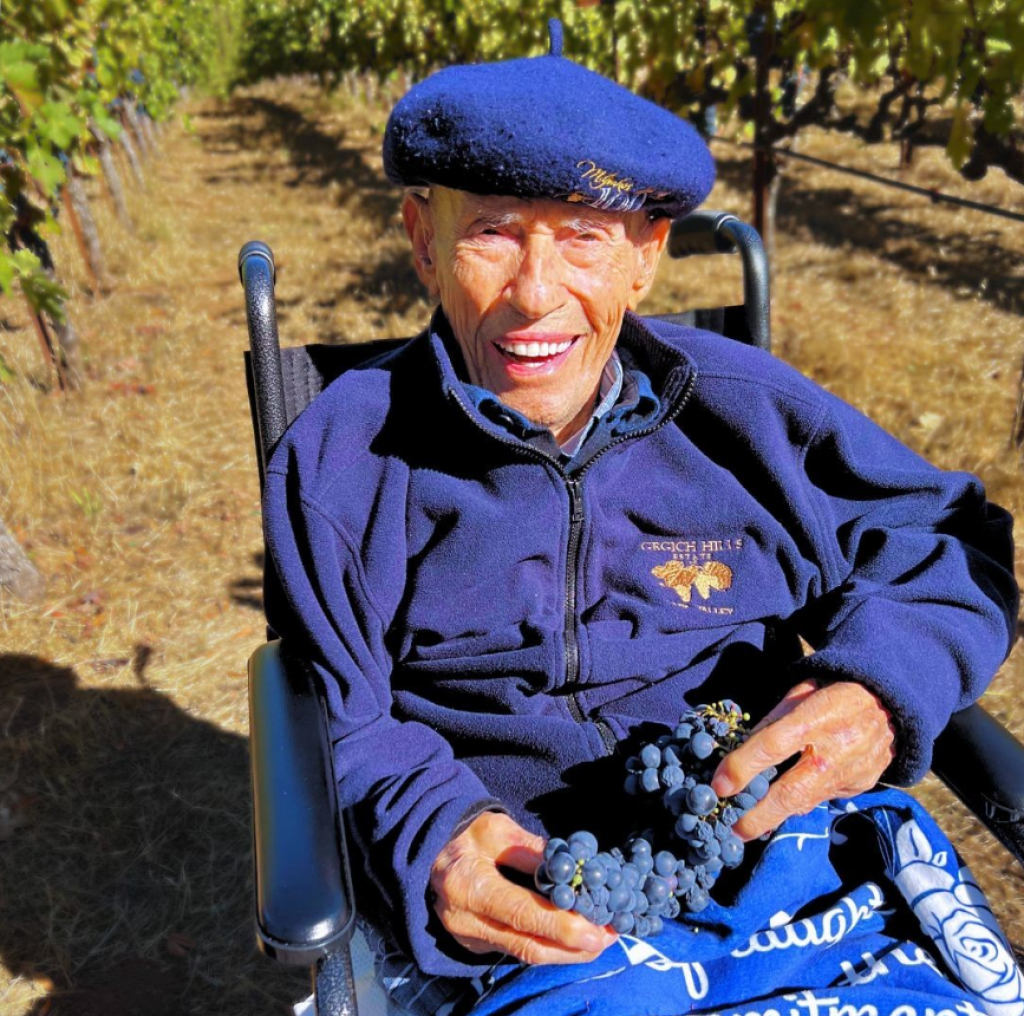 &lt;p&gt;Miljenko Mike Grgich u vinogradu za jematvu&lt;br&gt;
Screenshot Instagram grgichhills&lt;/p&gt;