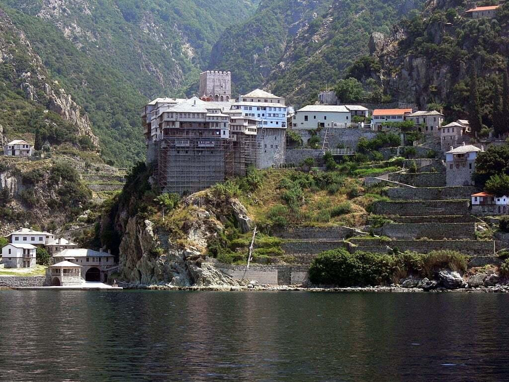 &lt;p&gt;Manastir Svetog Dionisija jedan je od nekoliko manastira na Svetoj Gori&lt;/p&gt;