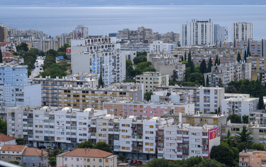 &lt;p&gt;u Hrvatskoj cijene nekretninama i dalje rastu, ali...&lt;/p&gt;