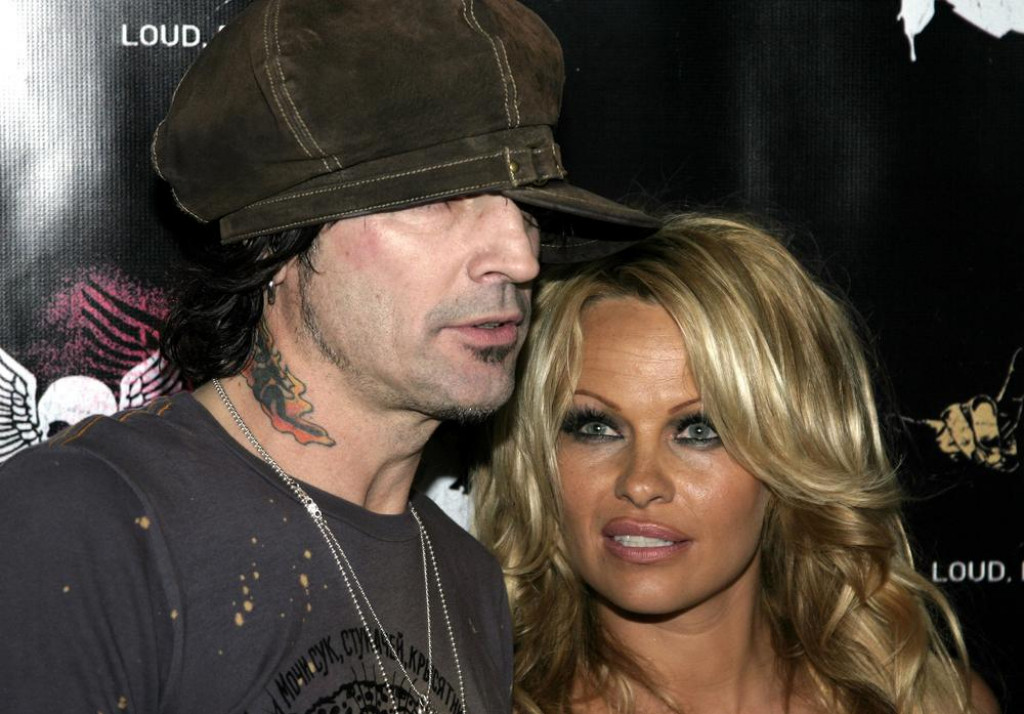 &lt;p&gt;Tommy Lee i Pamela Anderson &lt;/p&gt;