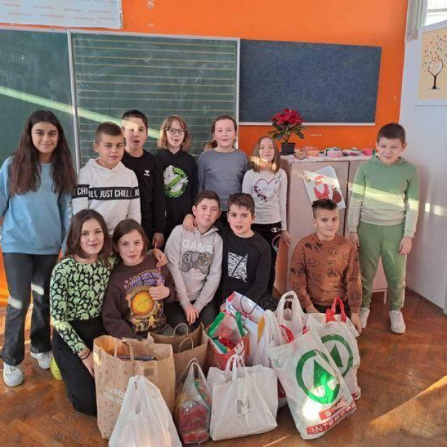 &lt;p&gt;U akciju Agenata dobrote uključili su se i učenici šibenske škole ‘Juraj Dalmatinac‘&lt;/p&gt;
