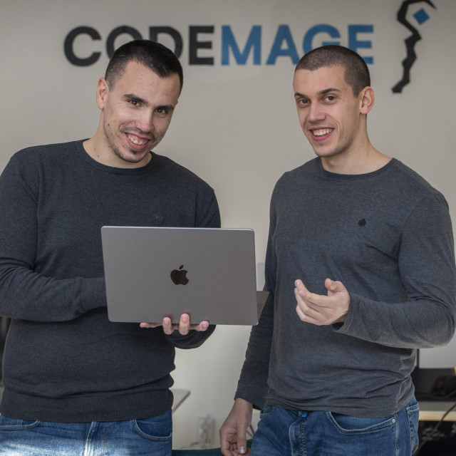 &lt;p&gt;Marijo Čeprnja i Krešimir Čondić, suosnivači IT tvrtke CodeMage&lt;/p&gt;