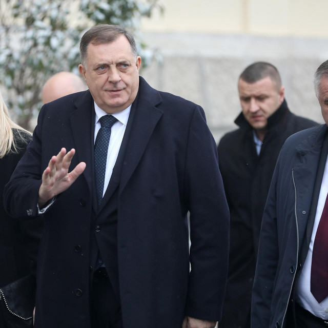 &lt;p&gt;Milorad Dodik danas na proslavi neustavnog Dana RS&lt;/p&gt;